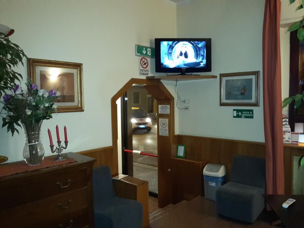 Albergo Sonia Florença Exterior foto