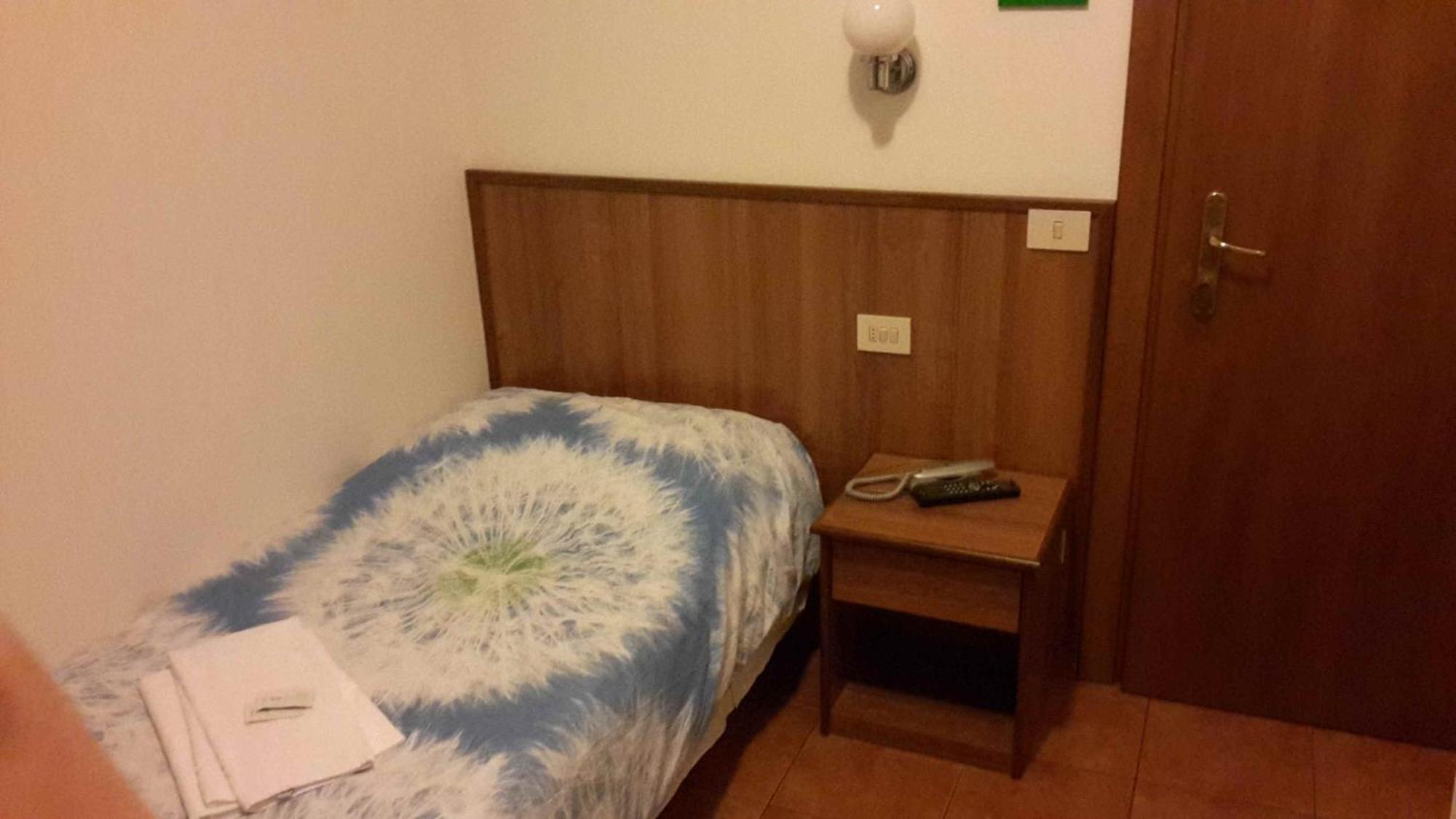 Albergo Sonia Florença Quarto foto
